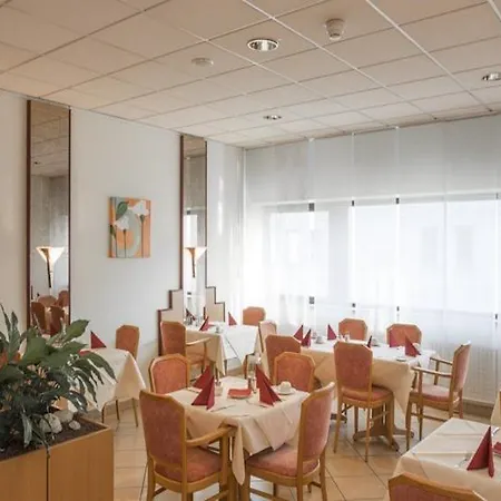 Trip Frankfurt Airport 3*