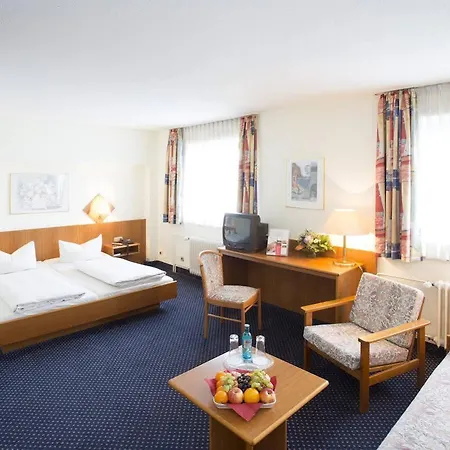 Hotel Trip Frankfurt Airport 3*