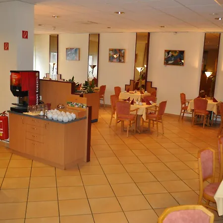Hotel Fly Frankfurt Airport Ehemals Trip 3*
