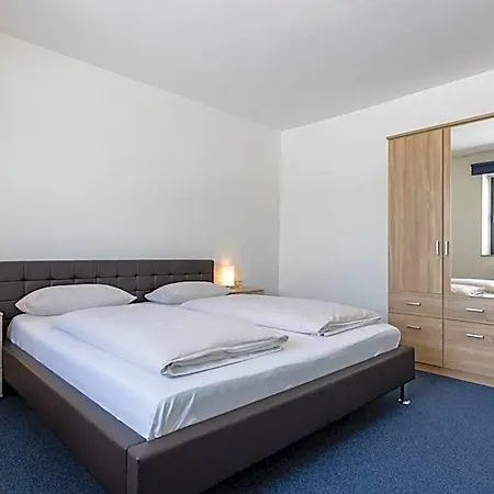 Fly Frankfurt Airport Ehemals Trip 3*
