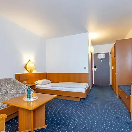 Fly Frankfurt Airport Ehemals Trip Hotel Ruesselsheim