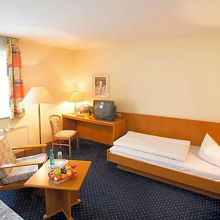 Fly Frankfurt Airport Ehemals Trip Hotel Ruesselsheim