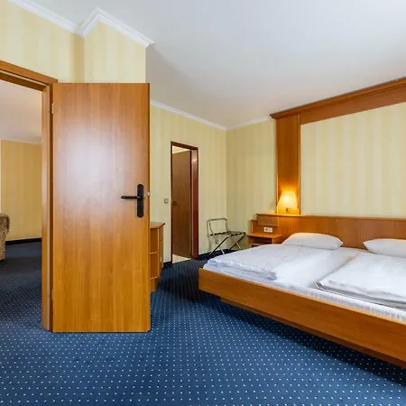 Trip Frankfurt Airport Hotel Rüsselsheim