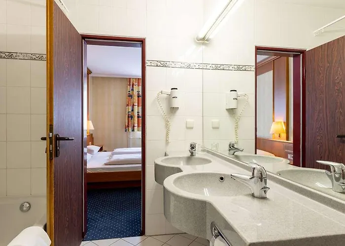 Fly Frankfurt Airport Ehemals Trip 3* Rüsselsheim