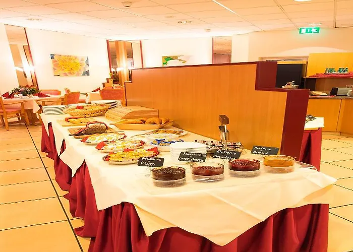 Fly Frankfurt Airport Ehemals Trip 3*