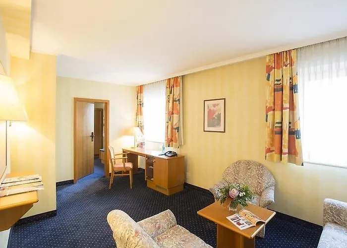 Fly Frankfurt Airport Ehemals Trip 3*